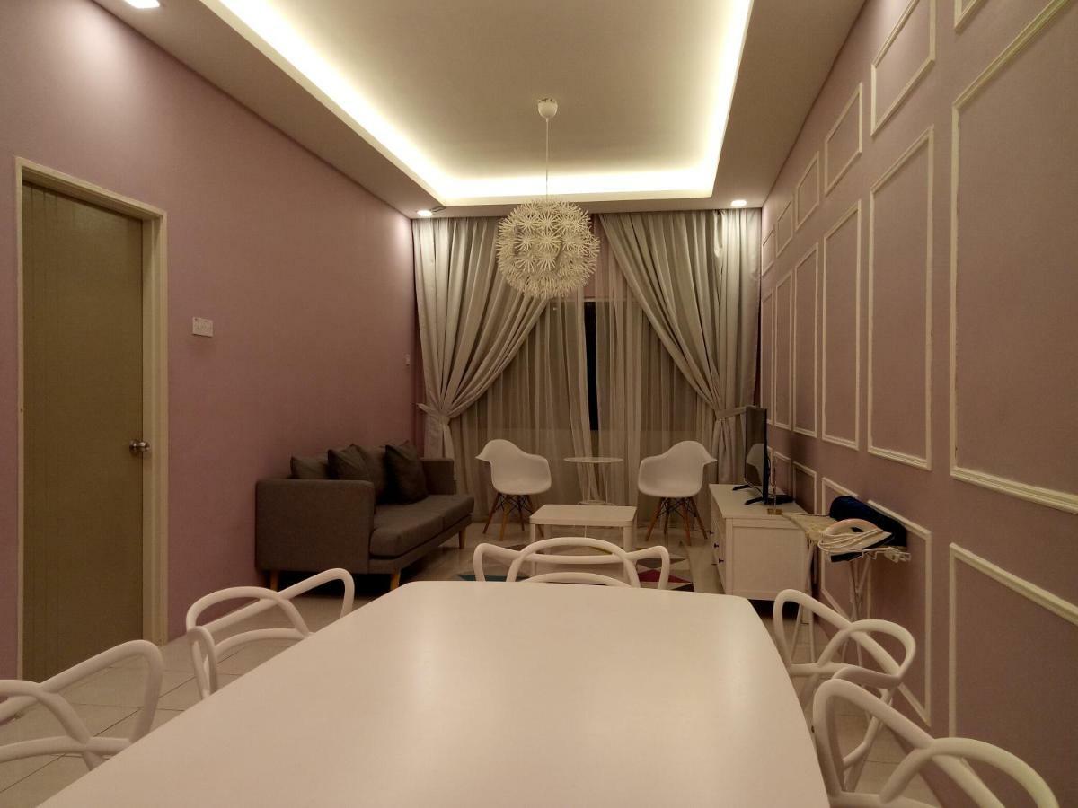 Sky Purple @Ch Apartment Тана Рата Екстериор снимка