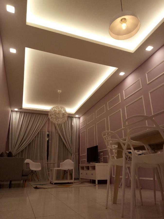 Sky Purple @Ch Apartment Тана Рата Екстериор снимка